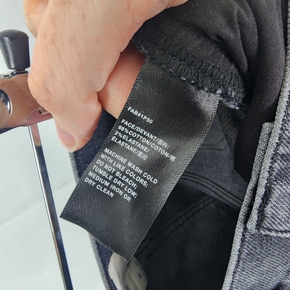 Lafayette 148 Midrise Black/Gray Straight Leg Jeans SIZE 28 - Picture 6 of 6